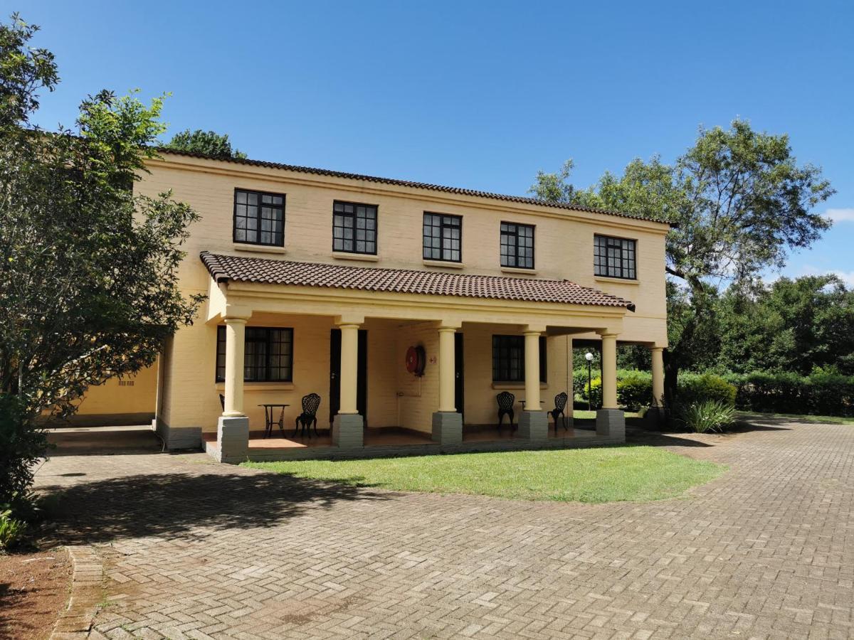 Floreat Riverside Lodge And Spa Sabie Eksteriør bilde