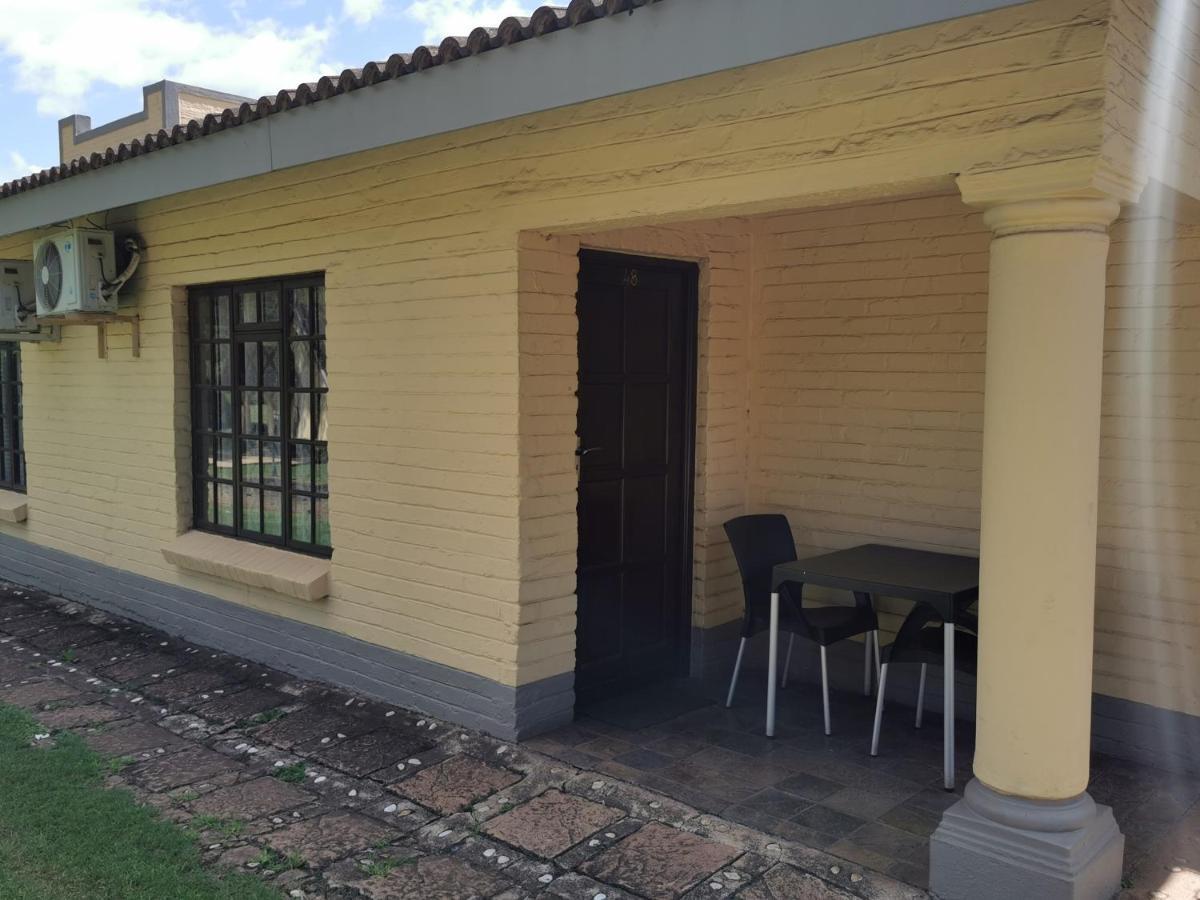 Floreat Riverside Lodge And Spa Sabie Eksteriør bilde